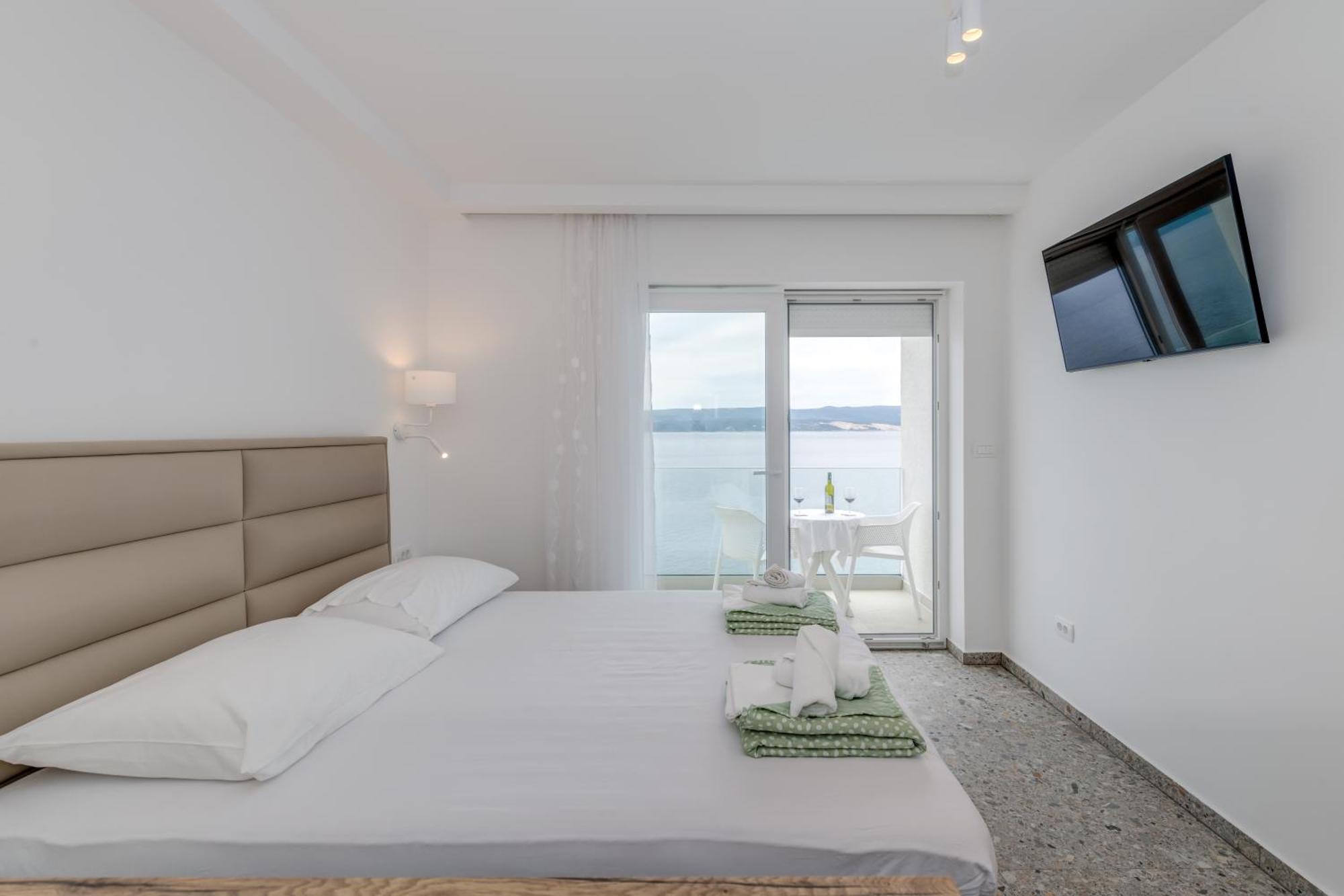 Deluxe Seaview Villa Kennedy III Mimice Exterior foto